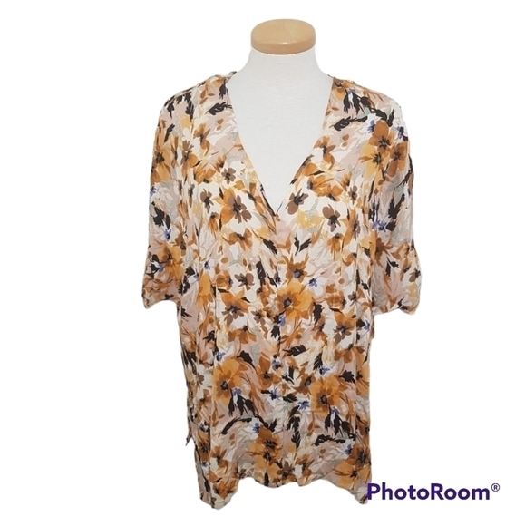 O'Neill Tessa Gold Multi Floral Print Oversized Swim Cover-Up - Picture 1 of 12